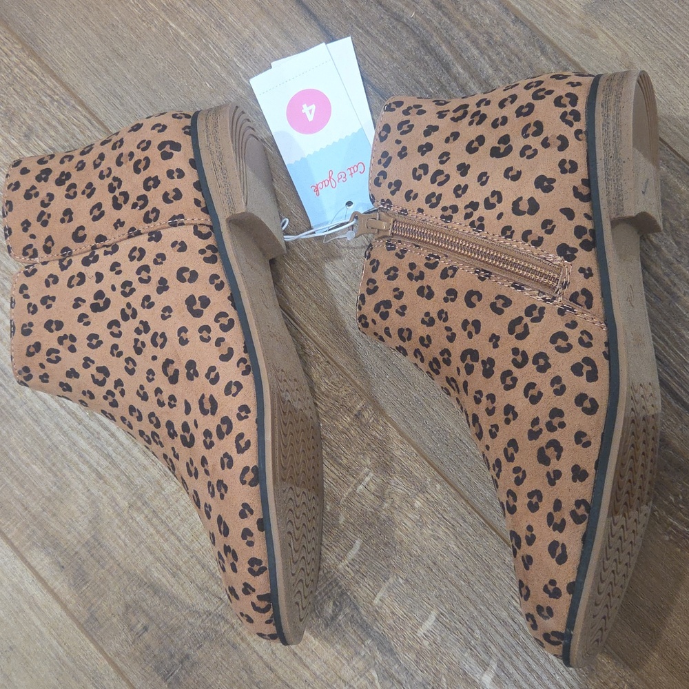 Cat & Jack Tan Leopard Print Boots - Picture 4 of 9